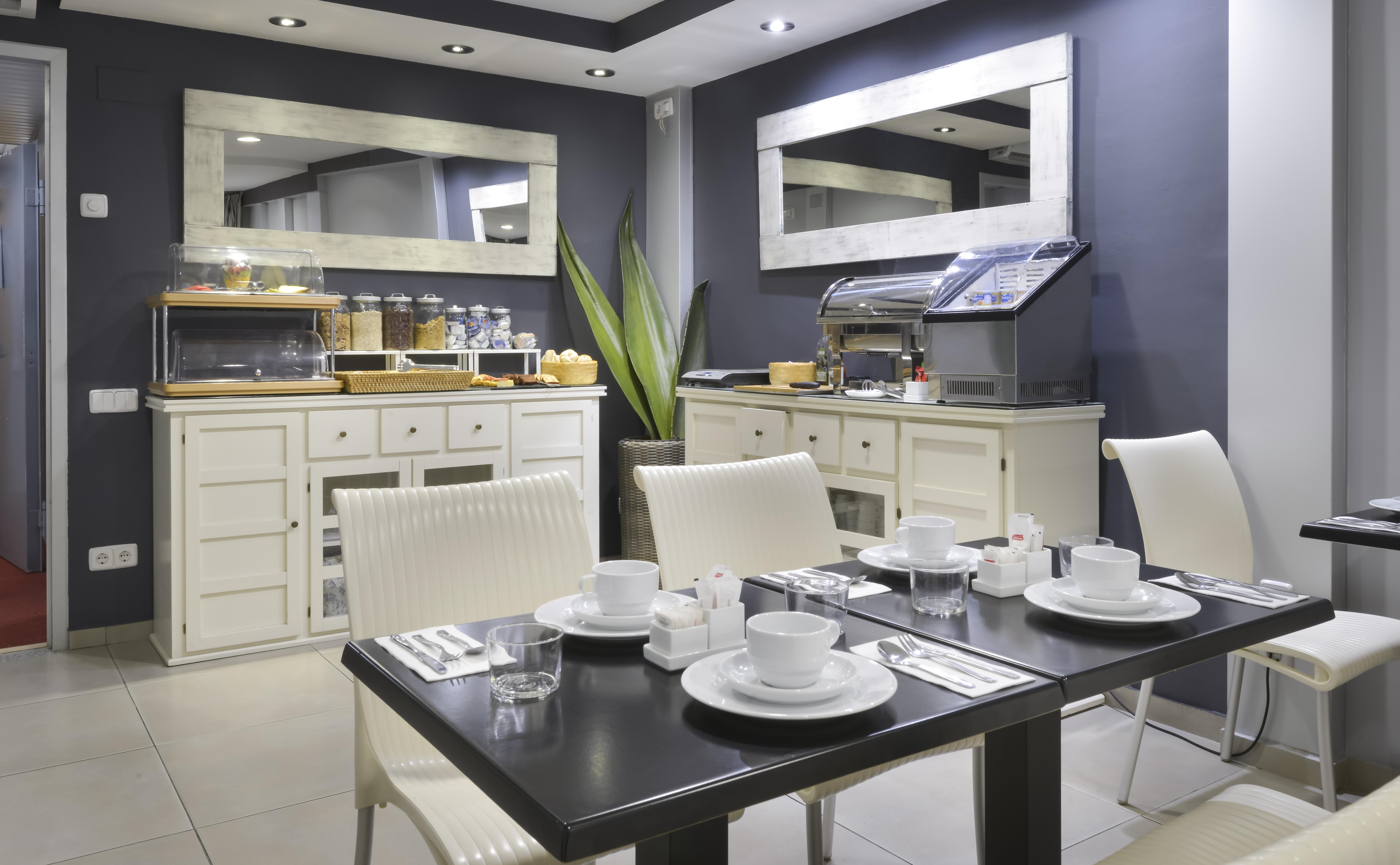 Alexandra Aparthotel Benstarhotelgroup Тарагона Екстериор снимка