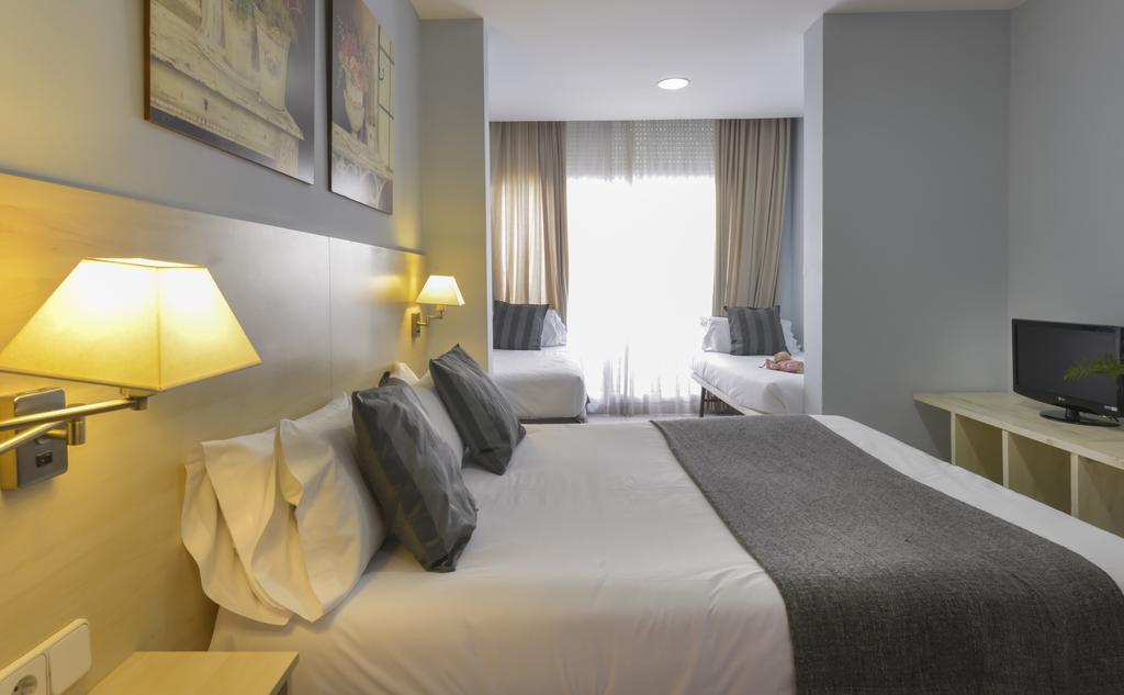 Alexandra Aparthotel Benstarhotelgroup Тарагона Екстериор снимка
