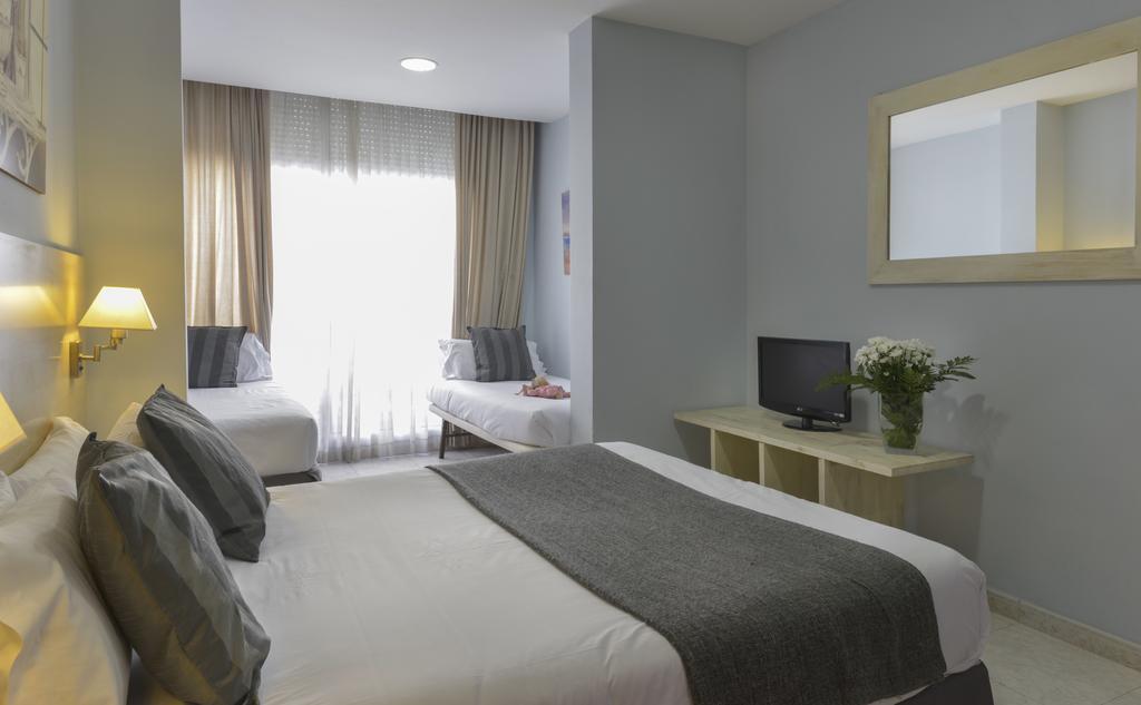 Alexandra Aparthotel Benstarhotelgroup Тарагона Стая снимка