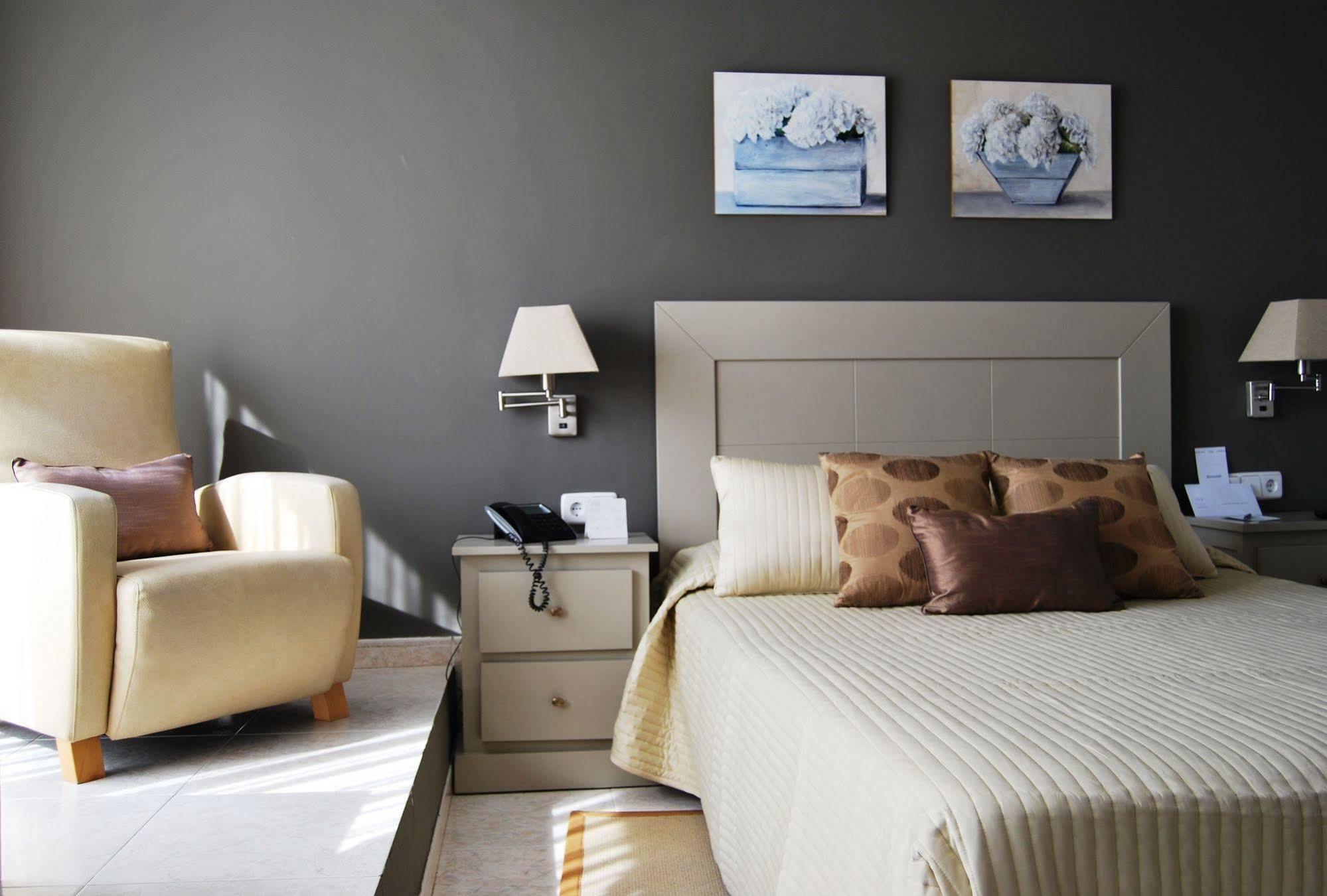 Alexandra Aparthotel Benstarhotelgroup Тарагона Екстериор снимка
